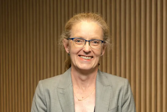 Headshot of educator Jenifer Walton